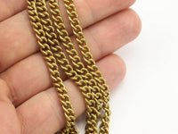 Link Chain, Brass Chain, 3 M. Open Link Raw Brass Twist Chain (4.5x5.5x1mm) Or45551