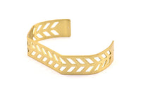 Brass Chevron Cuff - 1 Raw Brass Chevron Cuff Bracelet Blank Bangle With 2 Holes (15x145x0.80mm) T107