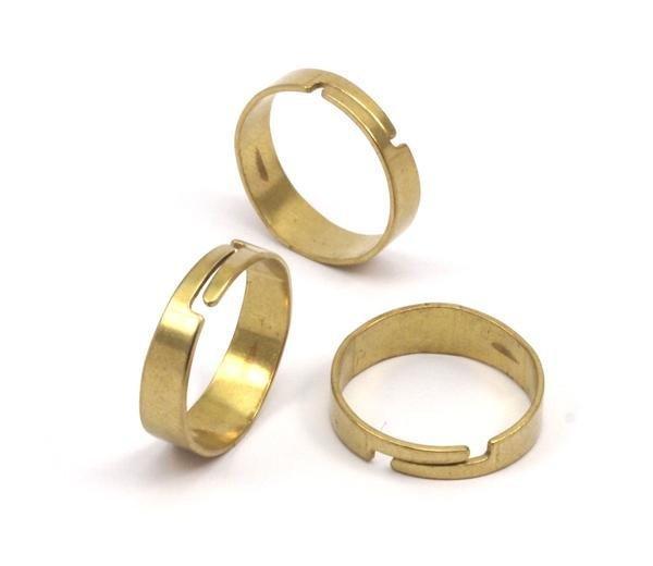 Brass Adjustable Ring - 24 Raw Brass Adjustable Rings - (19mm) Mn95