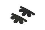 Black Daisy Charm, 4 Textured Oxidized Black Brass Flower Charms With 1 Hole (34x18x0.80mm) D1410 H0400