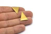 Brass Triangle Charm, 20 Raw Brass Triangle Charms  with 1 Hole (16.5x25mm) Brs 3976-1   A0414