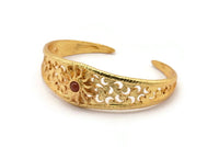 Gold Sun Cuff, Gold Plated Brass Sun Cuff Stone Setting With 1 Pad -  Pad Size 4mm N1683