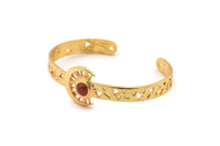 Gold Moon Cuff, Gold Plated Brass Moon And Triangle Cuff Stone Setting With 1 Pad -  Pad Size 6mm N1658