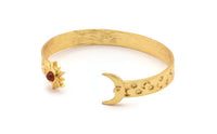 Gold Moon Cuff,  Gold Plated Brass Moon And Sun Cuff Stone Setting With 1 Pad -  Pad Size 4mm N1660