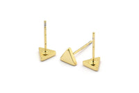 Gold Triangle Earring, 10 Gold Plated Brass Triangle Stud Earrings (5x1.5mm) D863 A1320