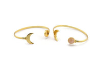 Gold Moon Cuff,  Gold Plated Brass Moon And Planet Cuff Stone Setting With 1 Pad -  Pad Size 10mm N0982 Q0993