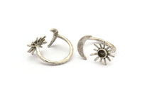 Silver Ring Settings, 2 Antique Silver Plated Brass Moon And Sun Ring With 1 Stone Setting - Pad Size 4mm N1066